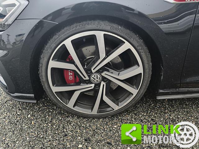 VOLKSWAGEN Golf GTI usata, con Touch screen