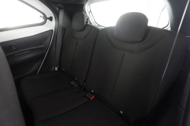 TOYOTA Aygo X usata 9