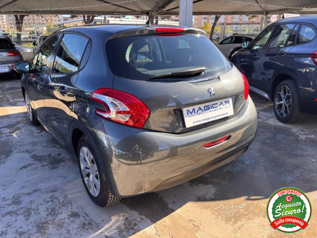 PEUGEOT 208 usata, con Airbag Passeggero