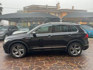 VOLKSWAGEN Tiguan usata, con Autoradio