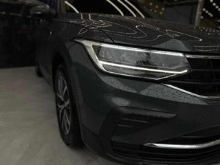 VOLKSWAGEN Tiguan usata, con Airbag laterali