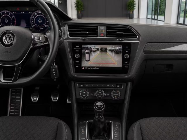 VOLKSWAGEN Tiguan usata, con Cronologia tagliandi