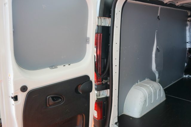 RENAULT Trafic usata 31