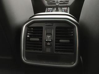 PORSCHE Macan usata, con Fari LED