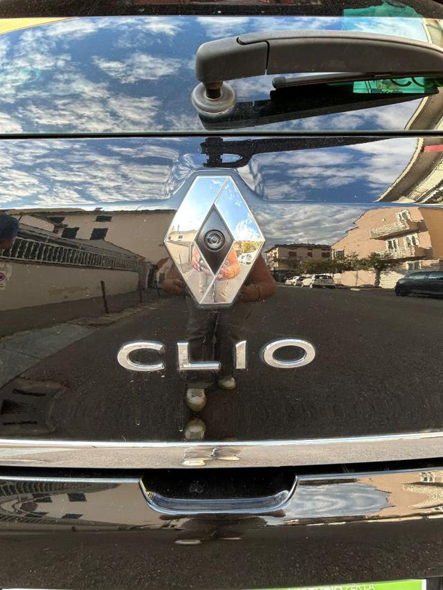 RENAULT Clio usata, con USB