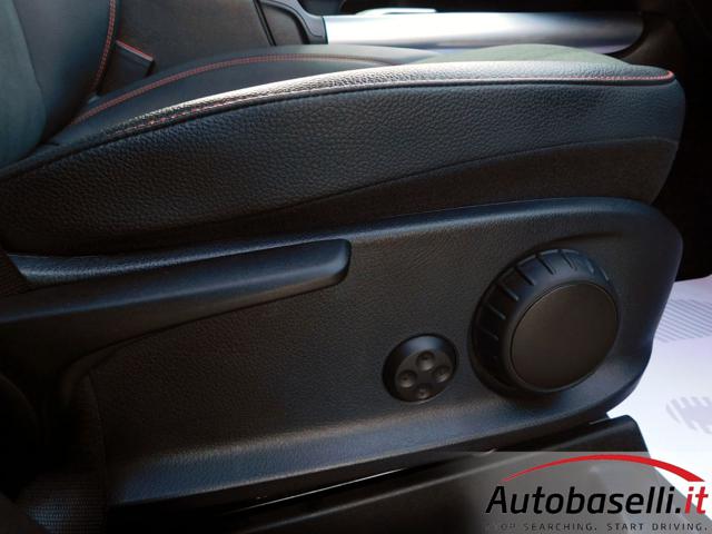 MERCEDES-BENZ GLA 180 usata, con Limitatore di velocità