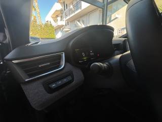 RENAULT Clio usata, con Fari Xenon