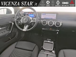 MERCEDES-BENZ A 180 usata, con Cerchi in lega
