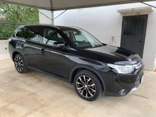 MITSUBISHI Outlander usata, con Airbag laterali