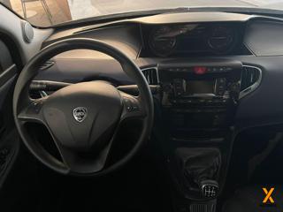 LANCIA Ypsilon usata, con Sedile posteriore sdoppiato