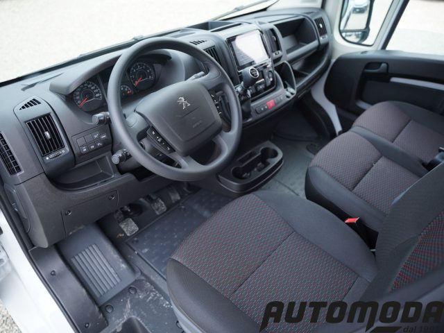 PEUGEOT Boxer usata, con Autoradio digitale