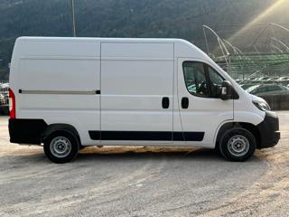 TOYOTA Proace Max usata, con Alzacristalli elettrici