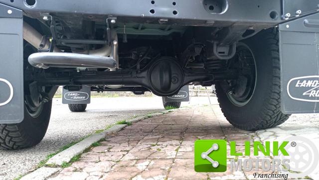 LAND ROVER Defender usata 18