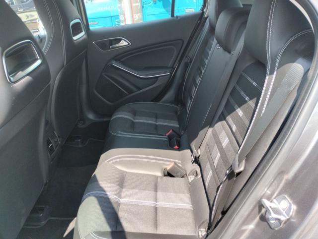 MERCEDES-BENZ GLA 180 usata, con Controllo trazione