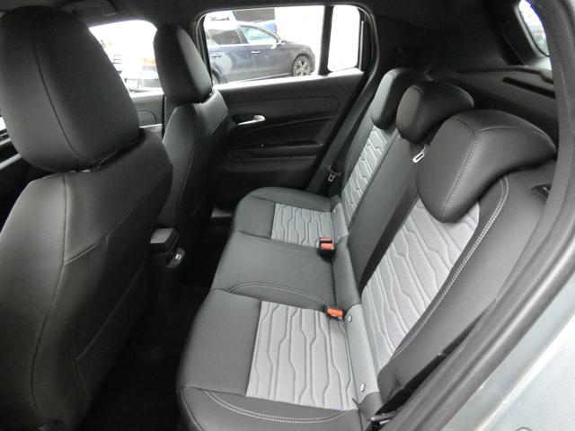 JEEP Avenger usata, con USB