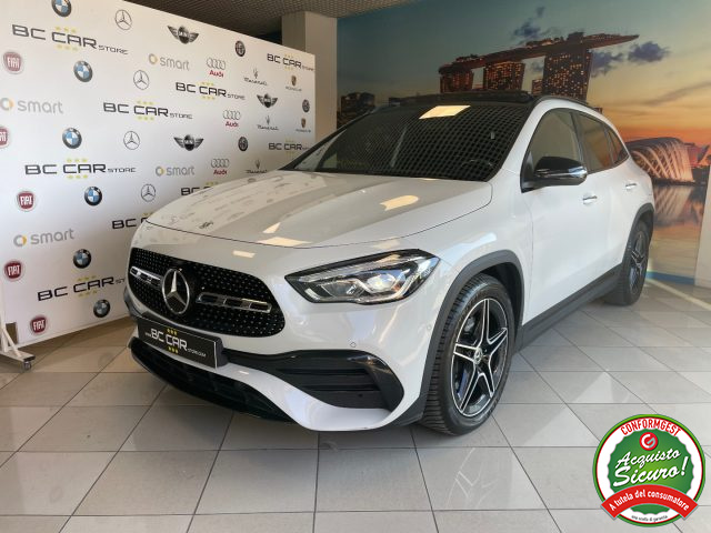 MERCEDES-BENZ GLA 200 usata, con Vetri oscurati