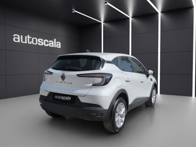 RENAULT Captur usata, con Autoradio