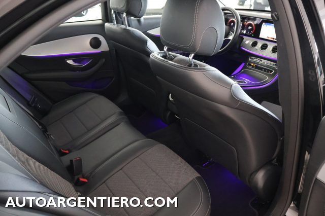 MERCEDES-BENZ E 200 usata, con Frenata d