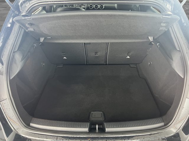 MERCEDES-BENZ A 180 usata 12