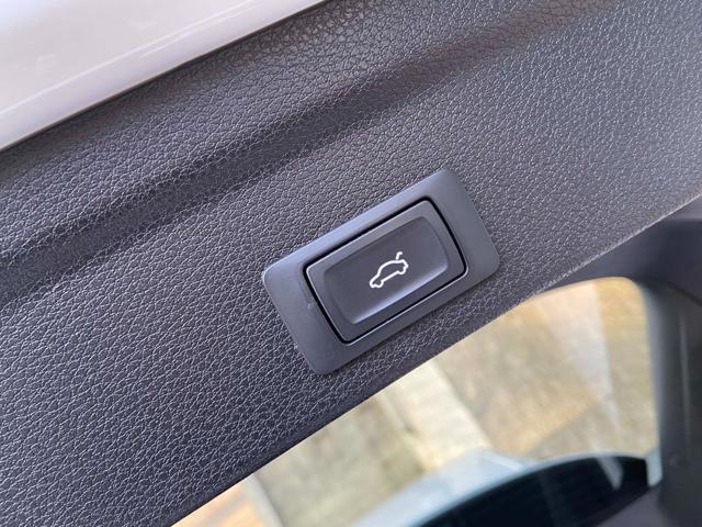 AUDI Q3 usata, con Sensori di parcheggio posteriori