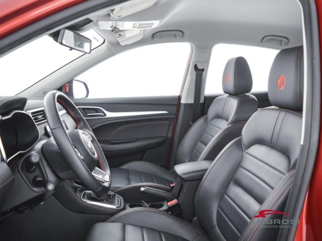 MG ZS usata 8