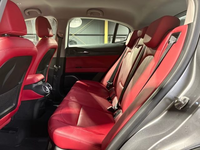 ALFA ROMEO Stelvio usata, con Sistema di navigazione