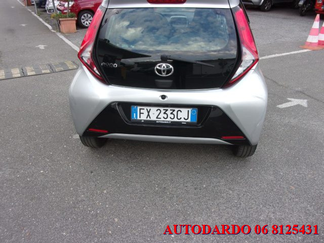 TOYOTA Aygo usata, con Specchietti laterali elettrici