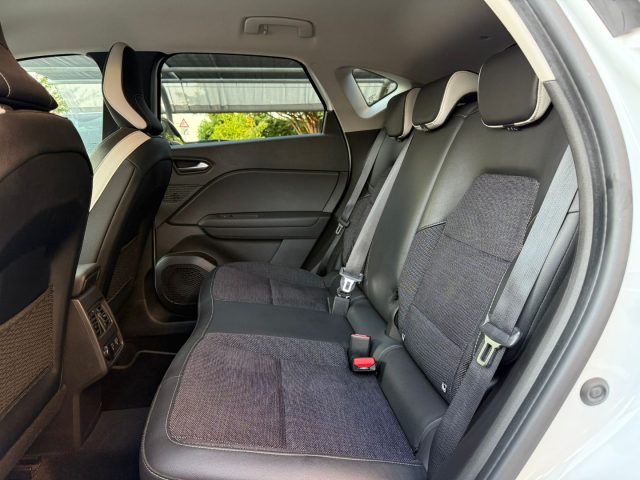 RENAULT Captur usata 11