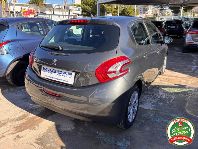 PEUGEOT 208 usata, con Boardcomputer