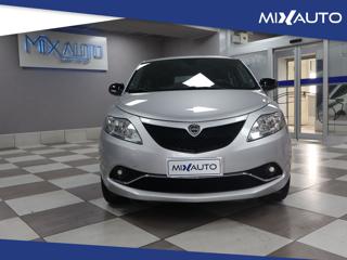 LANCIA Ypsilon usata, con Airbag