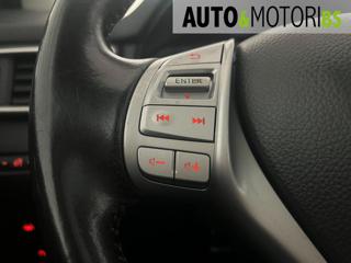 NISSAN Qashqai usata, con Lettore CD