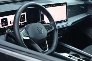 VOLKSWAGEN Passat usata, con Autoradio