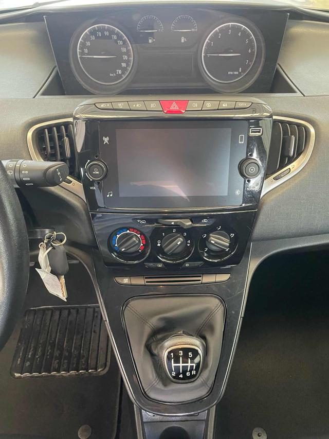 LANCIA Ypsilon usata, con Servosterzo