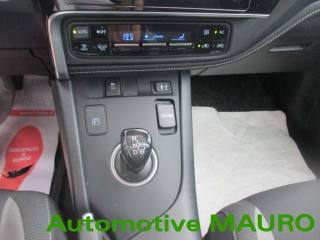 TOYOTA Auris usata 16