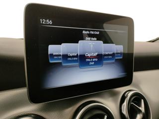 MERCEDES-BENZ GLA 180 usata, con Park Distance Control
