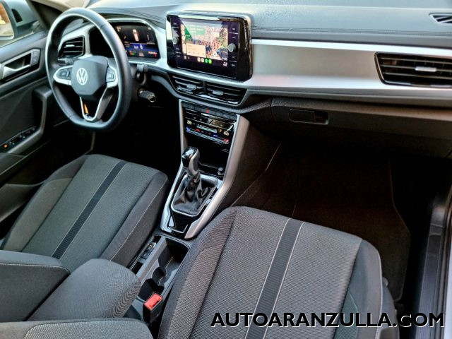 VOLKSWAGEN T-Roc usata, con Controllo automatico clima