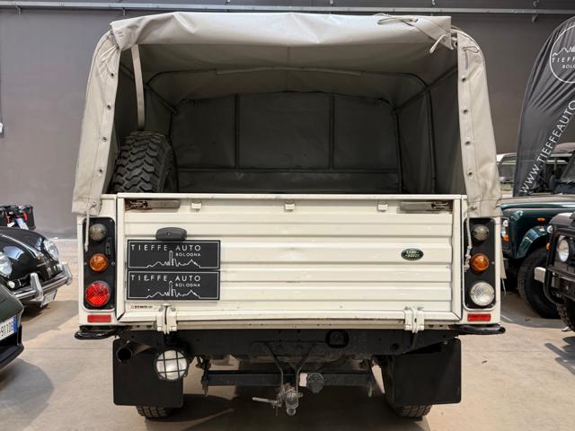 LAND ROVER Defender usata, con Chiusura centralizzata