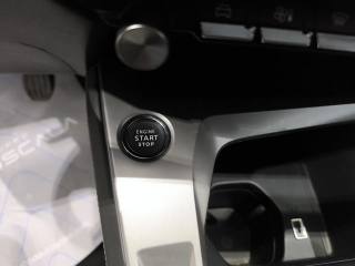 PEUGEOT 308 usata, con Volante in pelle