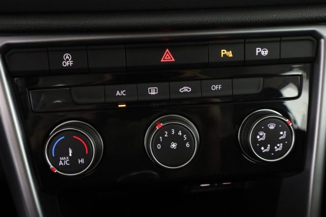 VOLKSWAGEN T-Roc usata 11