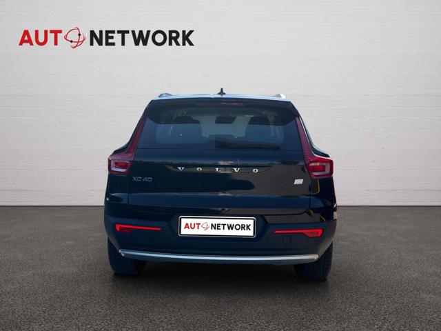 VOLVO XC40 usata, con Autoradio