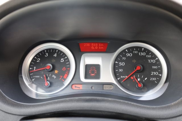 RENAULT Clio usata, con Boardcomputer