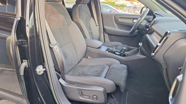 VOLVO XC40 usata, con Portellone posteriore elettrico