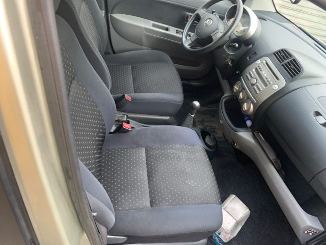 DAIHATSU Sirion usata, con Airbag