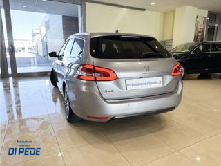 PEUGEOT 308 usata, con Autoradio