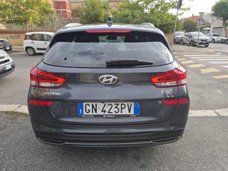 HYUNDAI i30 usata, con Airbag