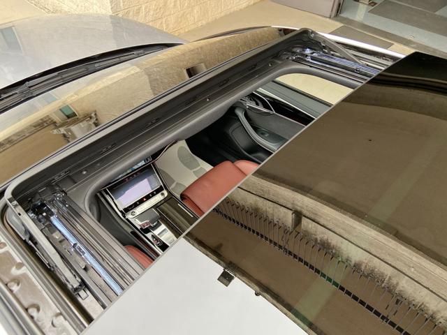 AUDI A8 usata, con Sospensioni pneumatiche