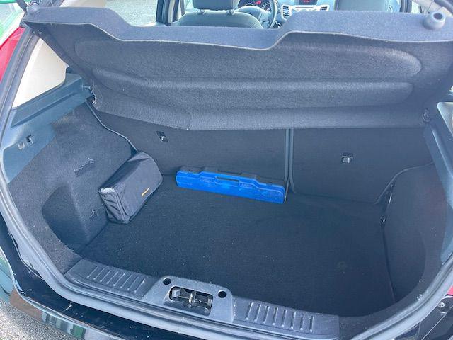 FORD Fiesta usata, con MP3