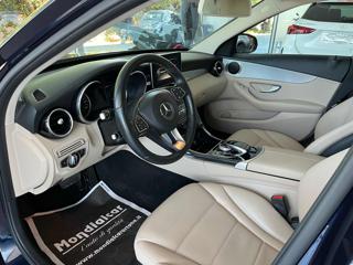 MERCEDES-BENZ C 220 usata, con Chiusura centralizzata