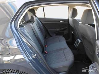 VOLKSWAGEN Golf usata, con Luci diurne