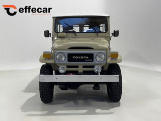 TOYOTA Land Cruiser usata, con Fendinebbia